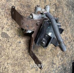 1999-2000 Ford F250 F350 Super Duty 2-Wheel ABS Anti-Lock Brake Pump Module OEM