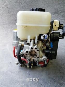 2005-2009 Toyota 4Runner Abs Anti-Lock Brake Pump Master Cylinder 89541-35050