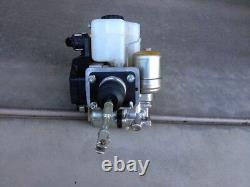 2007 Toyota FJ Cruiser Abs Anti-Lock Brake Pump Master Cylinder Booster AT