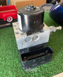 2013-2014 Ford Explorer ABS Anti-Lock Brake Pump Assembly Witho Adaptive Cruise
