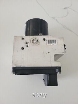 2014-2015 Dodge Ram 2500 ABS Anti-Lock Brake Pump Assembly OEM