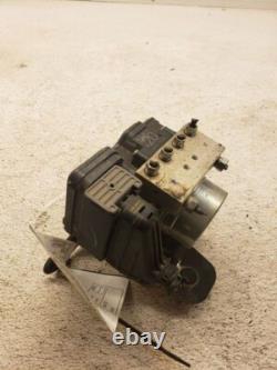 Ensemble de pompe de frein à disque anti-blocage ABS Toyota Corolla 2016 avec suspension sport OEM